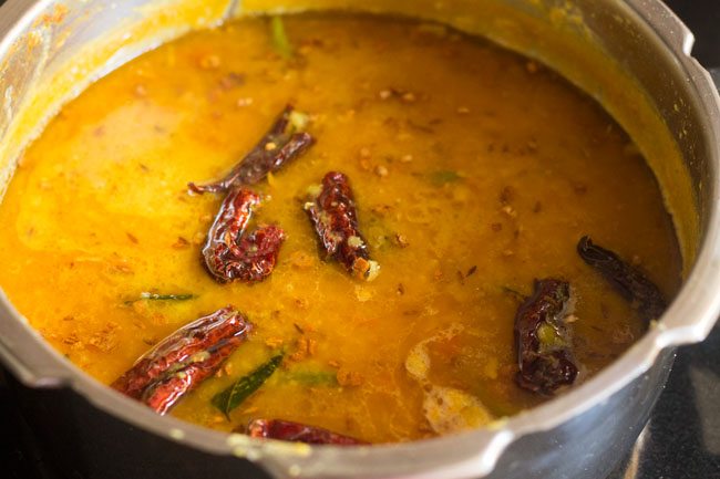 Khatti Dal